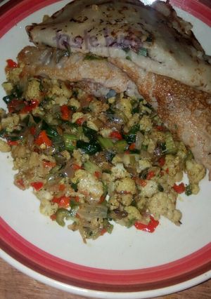 A picture of Wainar flour with cauliflower sauce.