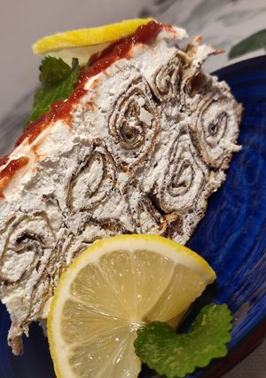 Mákos palacsinta torta citromos tejszínes-túrós krémmel recept fotója