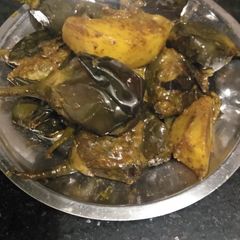 A picture of Bharwa brinjal potato.