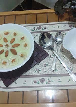 A picture of Banana Custard Dessert...