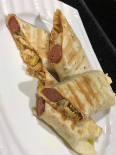 A picture of Classic chicken shawarma.