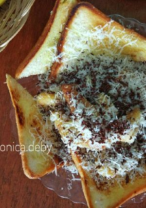 Foto resep (Sarapan)Breakfast : Bananes Frites Avec Du Pain Grillé