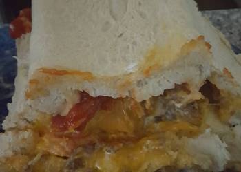 How to Cook Appetizing Cheeseburger stuffed bread