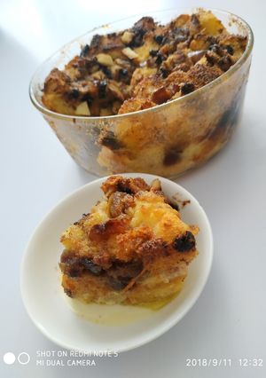 Foto resep Puding Roti Chocochips Apel Kurma Mudah