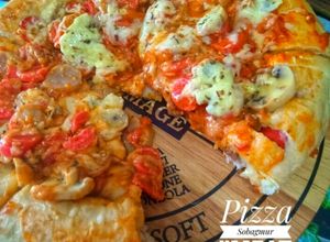 Foto resep Pizza Sobagmur (sosis, bakso, daging dan jamur) #Meat lovers