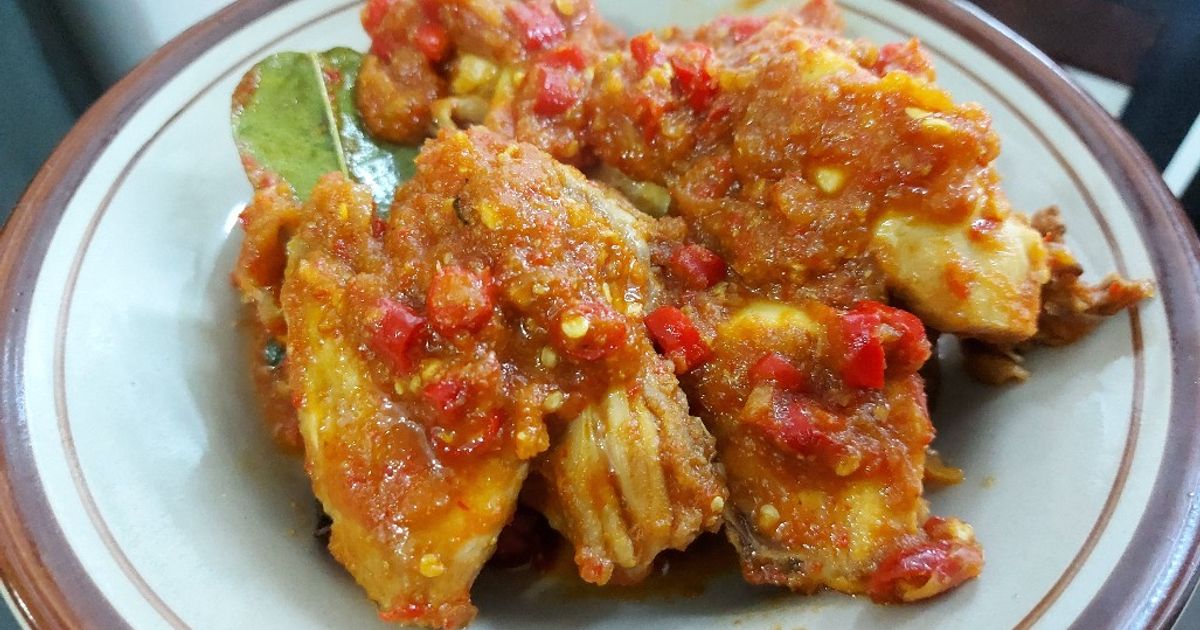 Resep Ayam Bumbu Rujak oleh Neng Soraya latifah - Cookpad