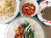 A picture of cháo thịt heo nấm rơm