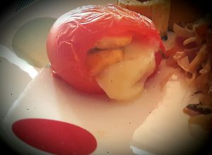 Una foto de Tomatitos rellenos