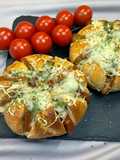 Warme Sandwiches mit Käse & Tomaten