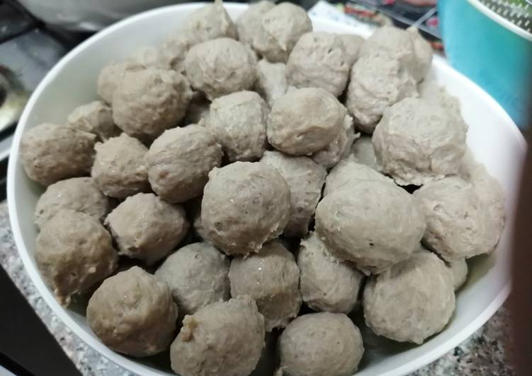 Bakso Kenyal (Sapi Campur Ayam)