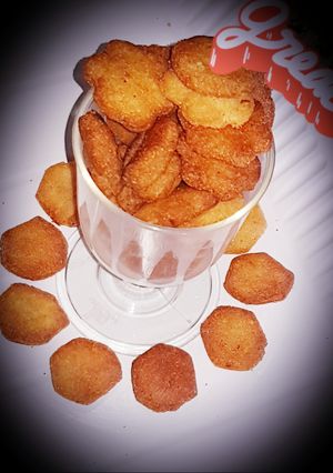 A picture of Semolina chin chin.
