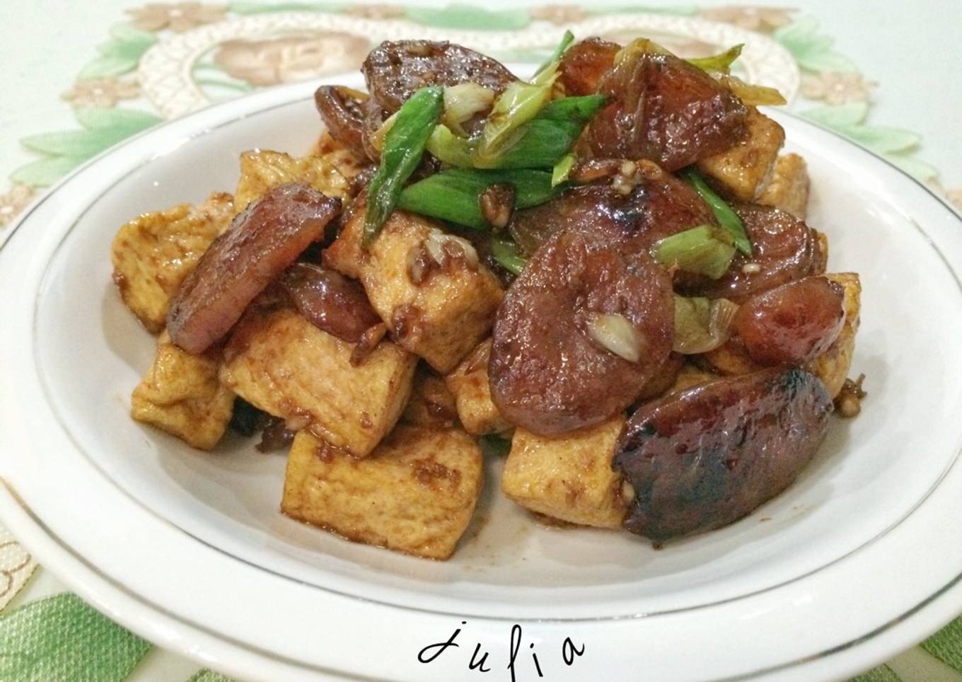Stir fry tofu and chinnesse sausage