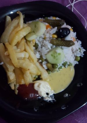 Une photo de Plats de Macédoine & frites