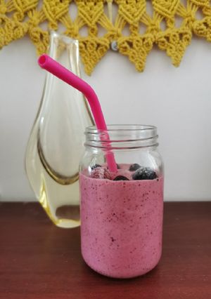 Una foto de Smoothie de moras con kefir