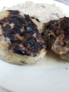 صورة لوصفة أرضي شوكي بحشوة اللحمة وصوص مشوية 🥰