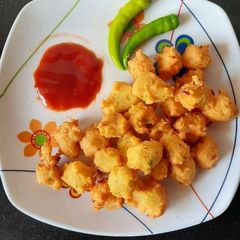 A picture of Mixed dal pakode.