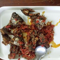 A picture of Fried fish.