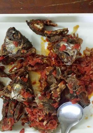A picture of Fried fish.