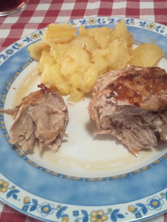 Una foto de Piernas de cordero al horno
