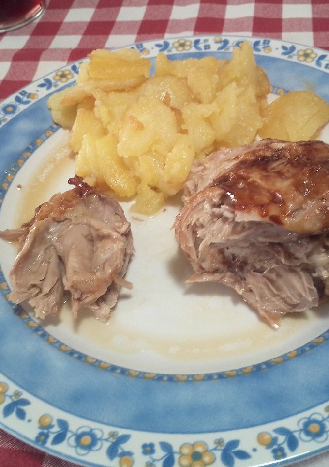 Una foto de Piernas de cordero al horno