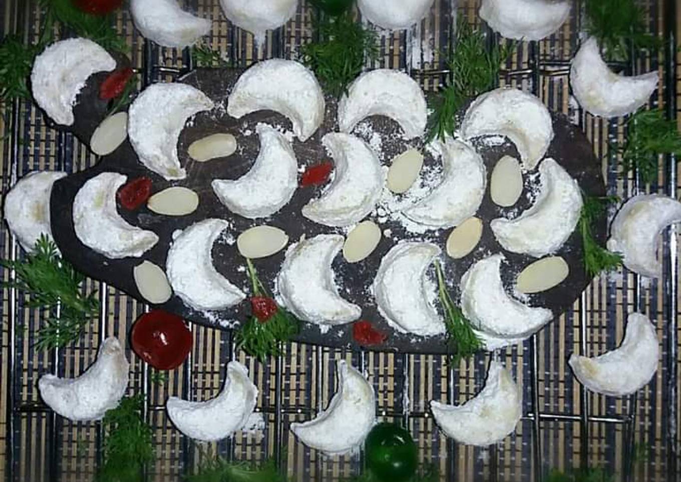 VanilleKipferl Cookies/Kue Kering Putri Salju
