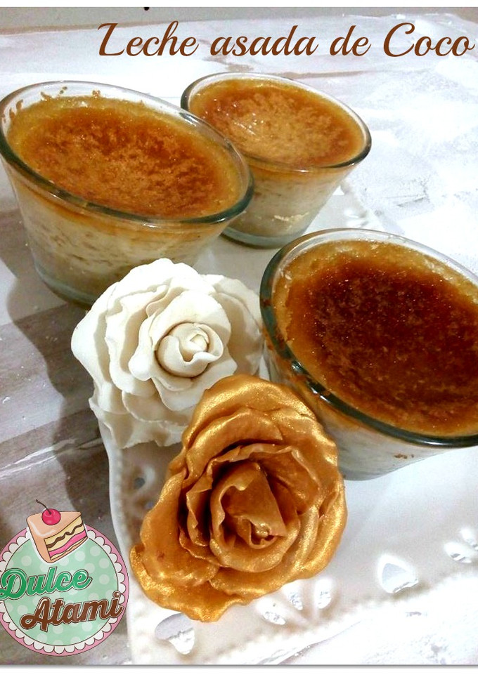 Una foto de Leche Asada de Coco!