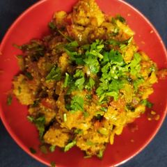 A picture of Kanchipuram masala Idli.