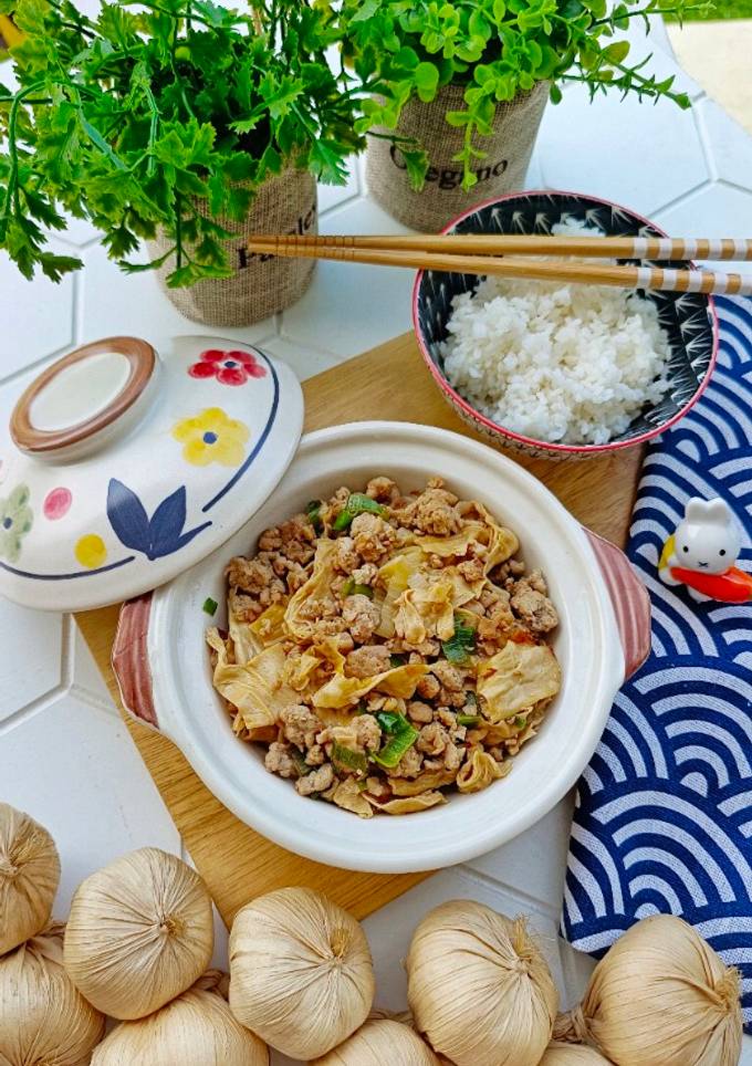 Foto resep Tumis kembang tahu ayam cincang🐔