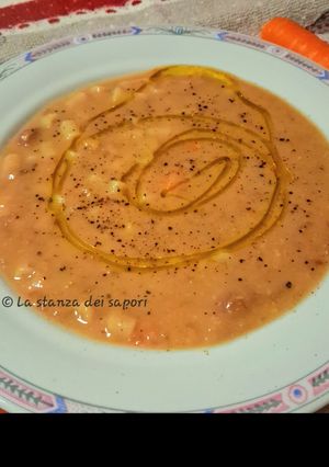 Foto di ​🍲 Passato di fagioli, ceci e carote ✨