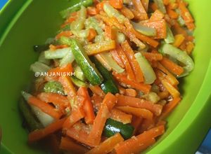 Foto resep Acar Timun Wortel Bumbu Kuning