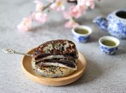 A picture of bean paste cakes