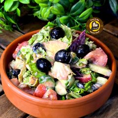 A picture of A Bowl Of Mix Vegetable Healthy Creamy Salad.