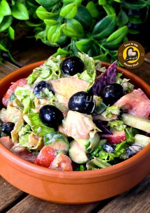 A picture of A Bowl Of Mix Vegetable Healthy Creamy Salad.