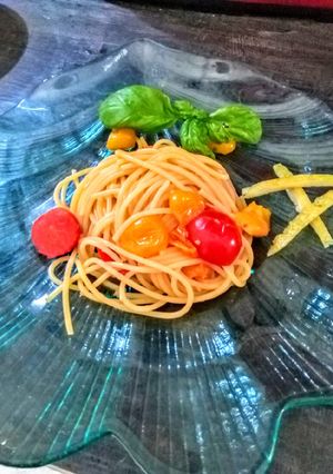 Foto di Spaghetti pomodorino rosso e giallo