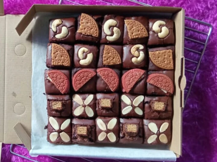 Cara Mudah Menyiapkan Resep Fudgy brownies shiny yang Bisa Manjain Lidah Anti Ribet, Uenak Banget