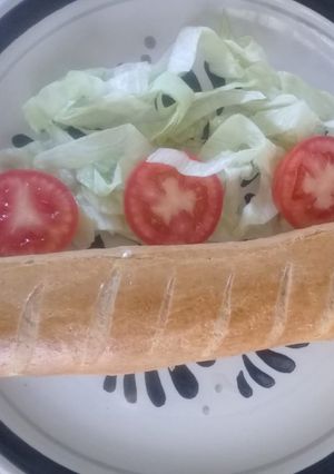 Una foto de Pan rústico natural. (Baguette)