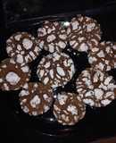 Galletas craqueladas de chocolate