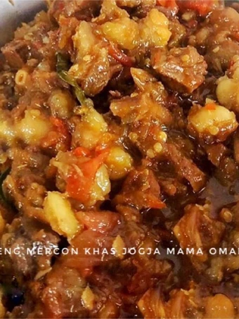 Cara Gampang Menyiapkan Resep Oseng mercon daging &amp; tetelan khas jogja yang Lezat