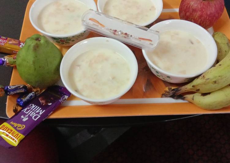 Custard fruits salad Custard fruits salad