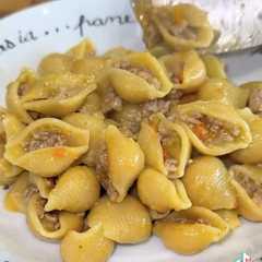 Foto di Conchiglie al ragù bianco
