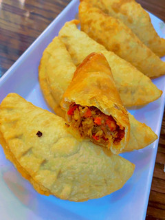 A picture of Fried fish pie.