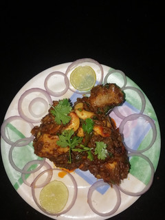 தயிர் சிக்கன் ரோஸ்ட்(curd chicken roast recipe in tamil) செய்முறை முக்கிய புகைப்படம்