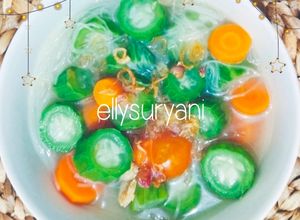 Foto resep Sayur Bening Oyong dan Wortel Favorit Rumah Kami
