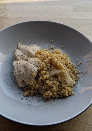A picture of Healthy poached chicken w/ bulgur wheat.