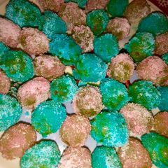 A picture of Starburst “crack” grapes.