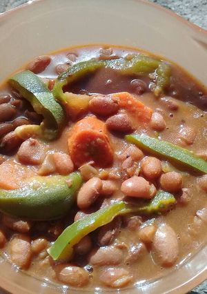 A picture of Feijao (brown beans stew).