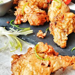 A picture of Crispy fried chicken.
