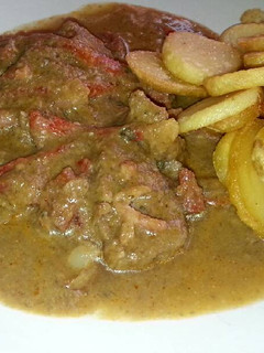 Una foto de Solomillo en salsa de champiñones con tropezones