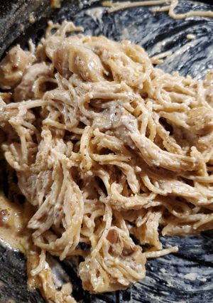 A picture of Chicken Fettuccine Alfredo.