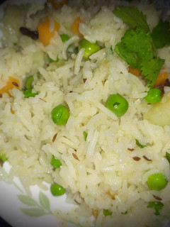 વેજ પુલાવ (Veg Pulao Recipe in Gujarati) રેસીપી મુખ્ય ફોટો